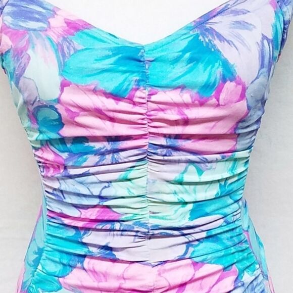 VINTAGE 60s Sandcastle Pastel Floral Swimsuit - Picture 5 of 11